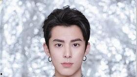 明星娱乐爆料王鹤棣视频,帅气魅力引粉丝热议