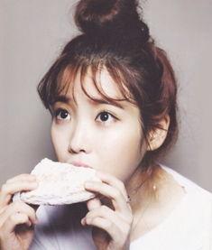 明星写真丸子头,时尚潮流的完美演绎