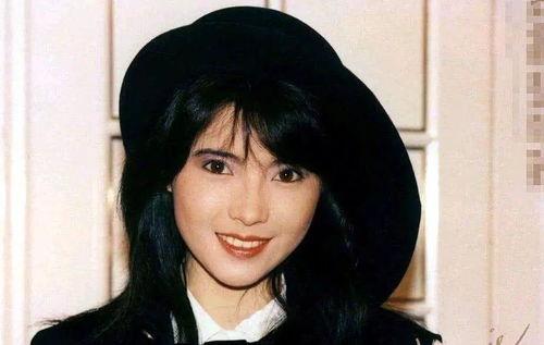 娱乐吃瓜君七七是剧本吗,揭秘剧本背后的真实故事